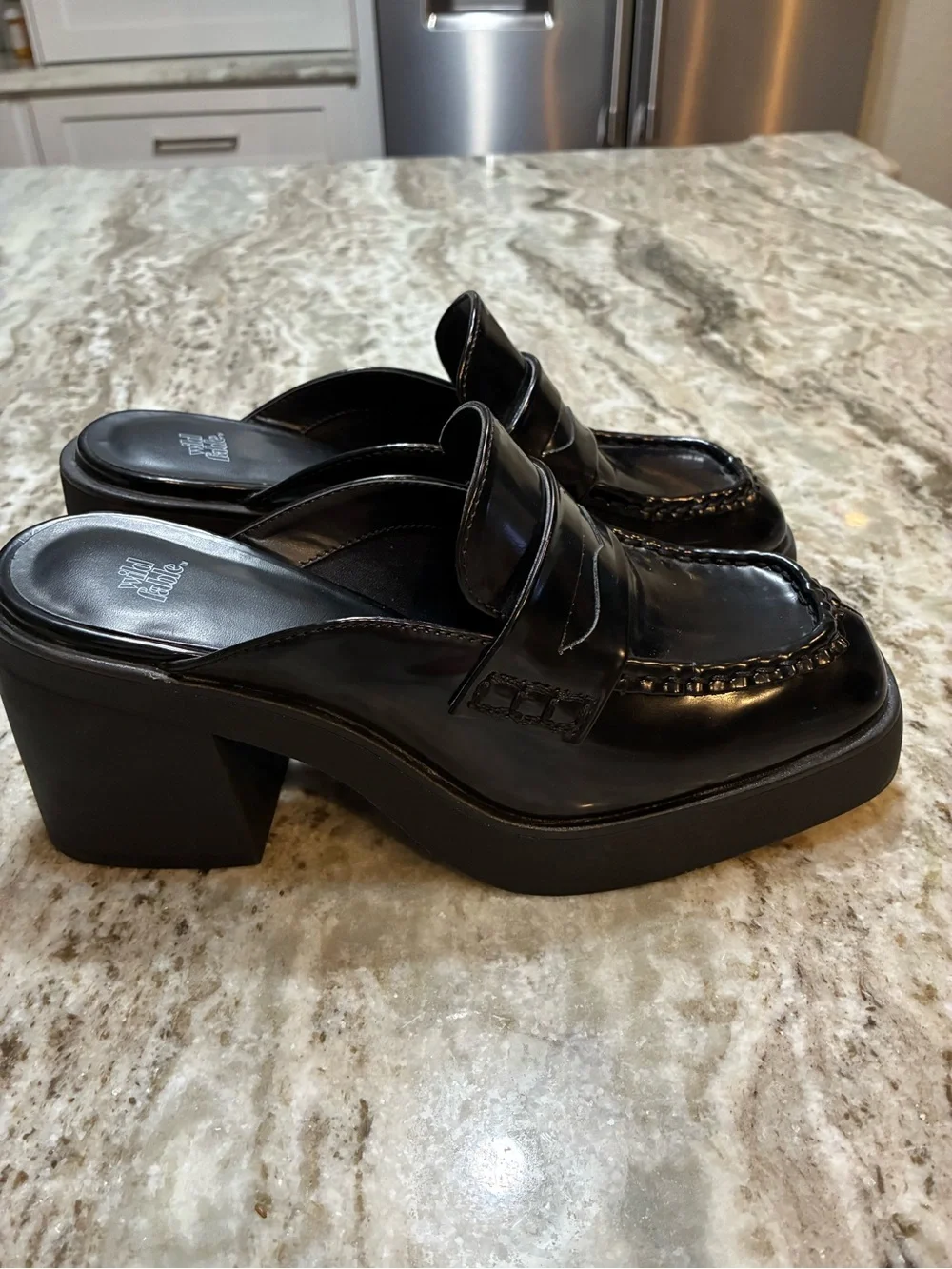 wild fable Black patent leather Platform Block Heel Mule Clog Size 7